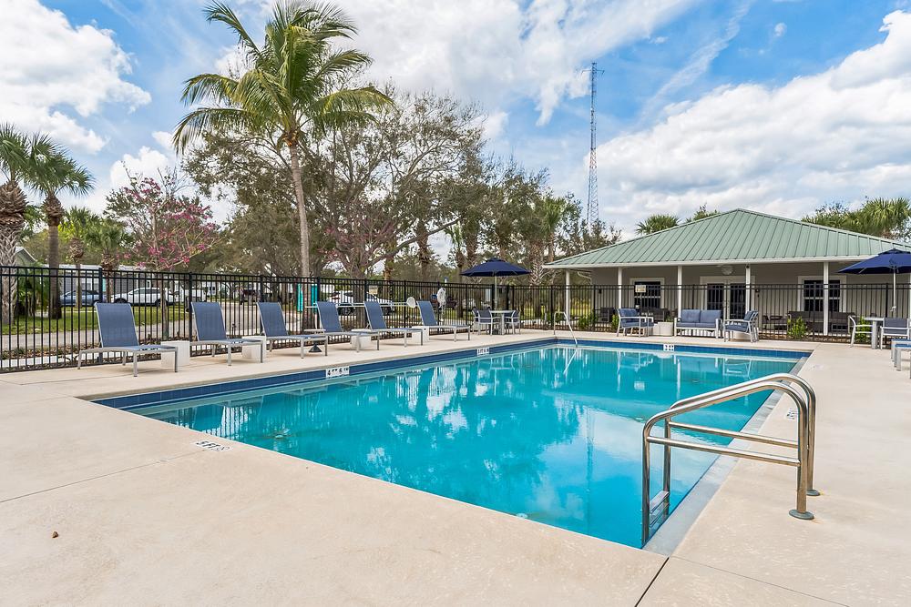 142847 Online DSC061922048x1365 (1).JPG