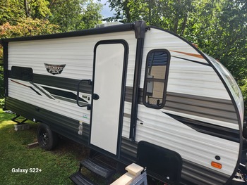 Thumbnail of RV