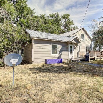 Thumbnail of mobile home