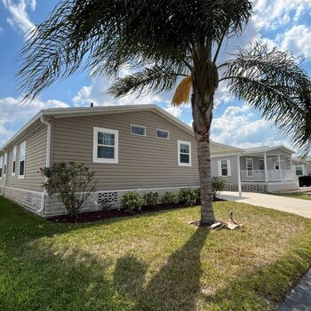 Thumbnail of mobile home