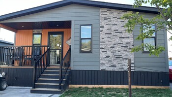 Thumbnail of mobile home