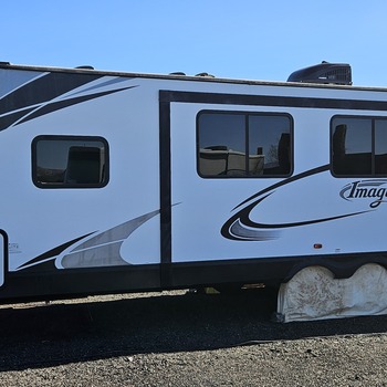 Thumbnail of RV