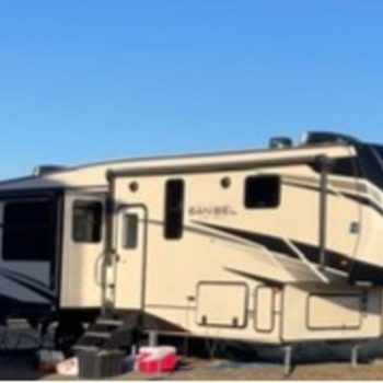 Thumbnail of RV