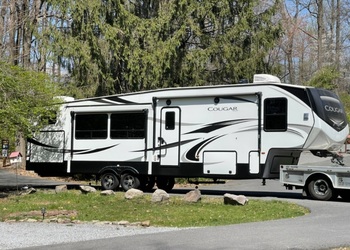 Thumbnail of RV