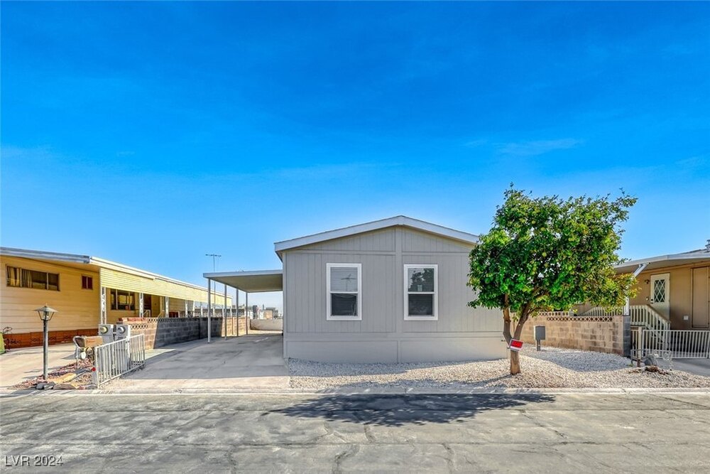 Photo of Mobile Home