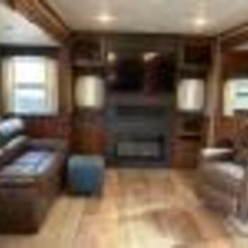 Thumbnail of RV
