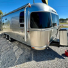 RV for Sale: 2018 INTERNATIONAL SIGNATURE 25FB