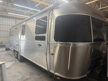 Thumbnail of RV