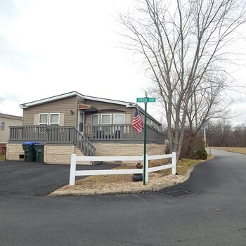 Thumbnail of mobile home