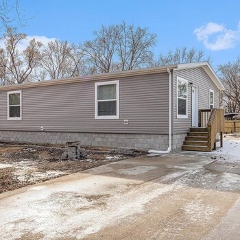 Thumbnail of mobile home
