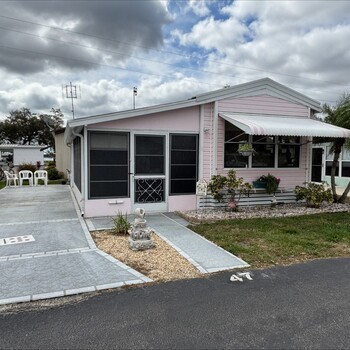 Thumbnail of mobile home