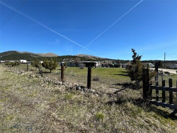 Thumbnail of mobile home lot