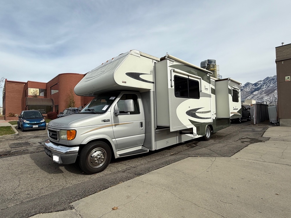 Photo of Rv