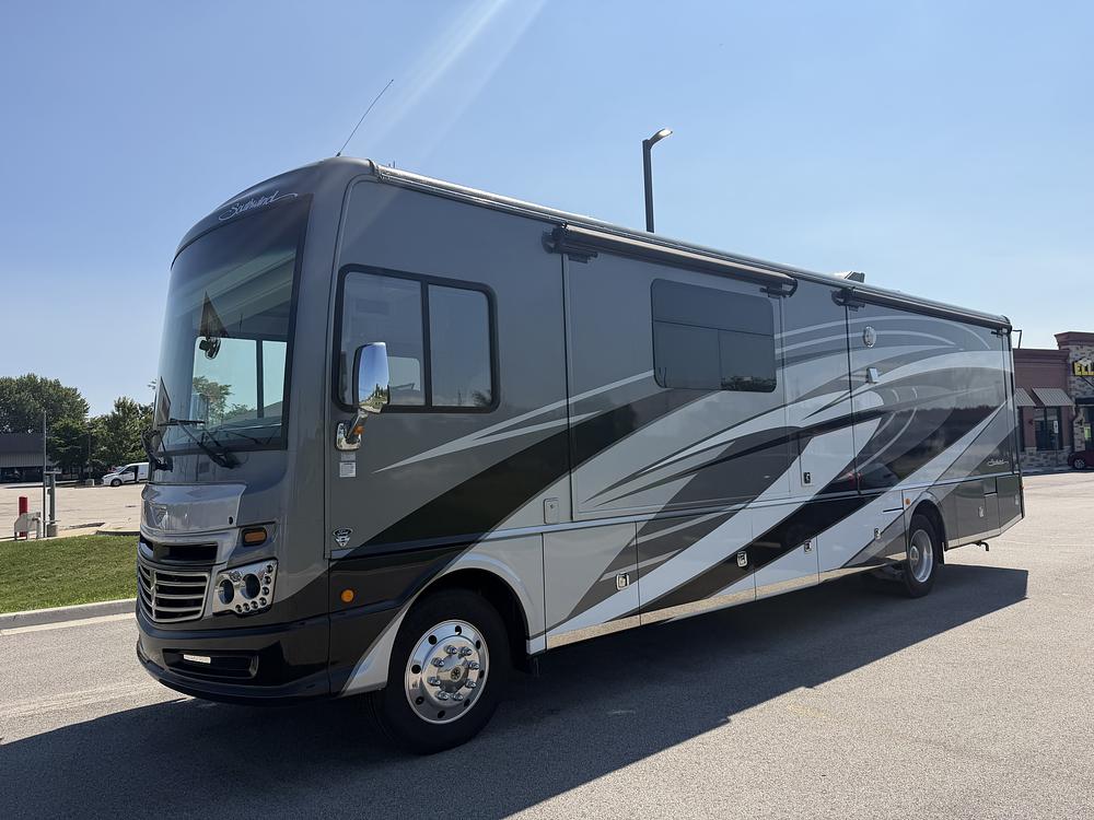 Photo of Rv
