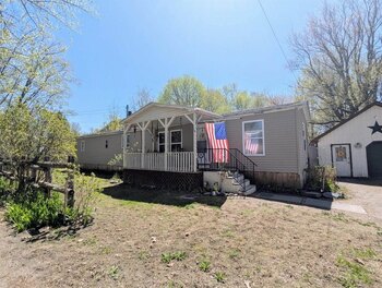 Thumbnail of mobile home