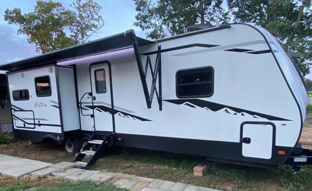 Photo of Rv