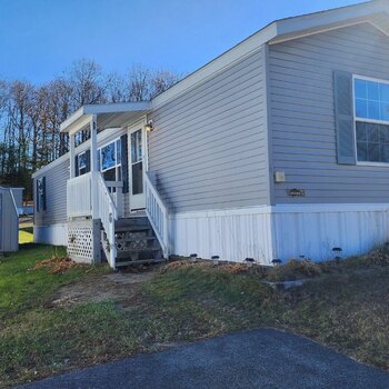 Thumbnail of mobile home
