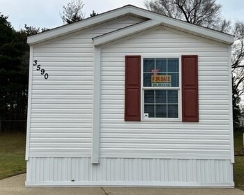 Thumbnail of mobile home