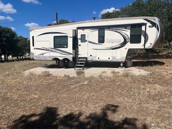 Thumbnail of RV