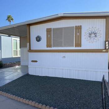 Thumbnail of mobile home