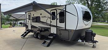 Thumbnail of RV