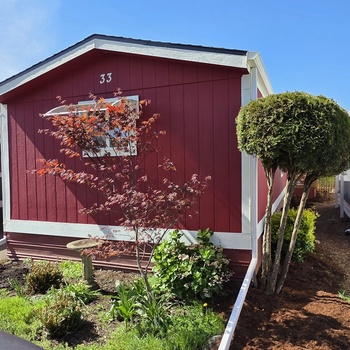 Thumbnail of mobile home