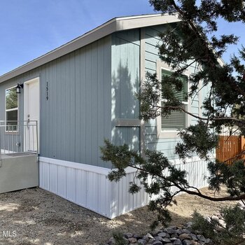 Thumbnail of mobile home