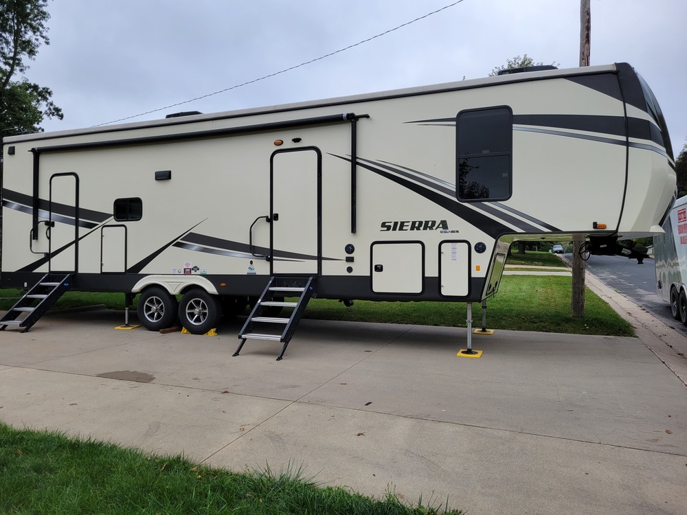 Photo of Rv