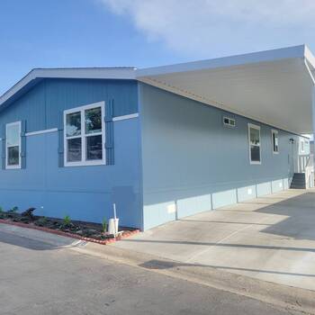 Photo of Brand New 4 Bedrooms 2 Bathrooms