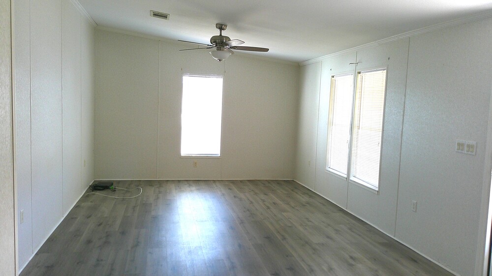 Lake Griffin Harbor Village