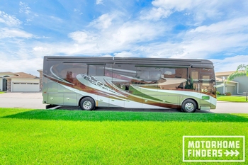 Thumbnail of RV