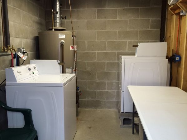 Coin operated washer/dryer