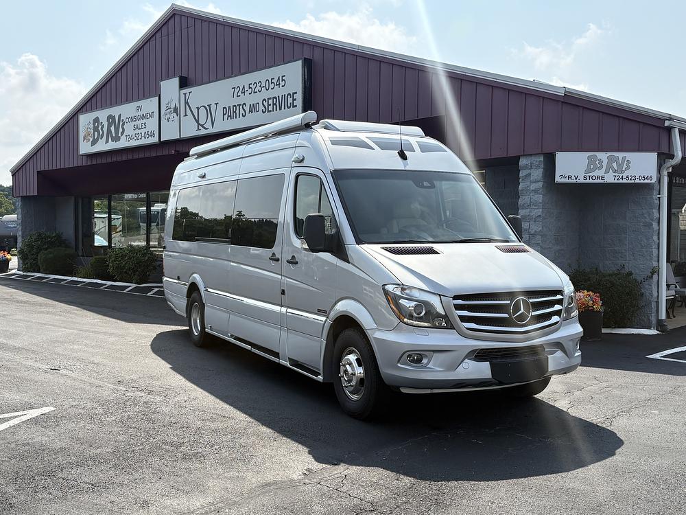 Photo of Rv