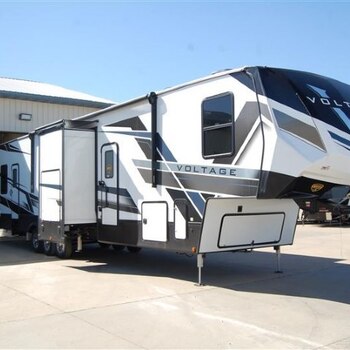 Thumbnail of RV