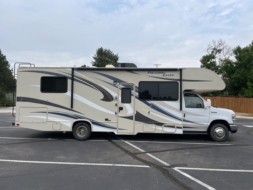 Photo of Rv