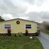 Mobile Home for Sale: 4 Bed 2 Bath 1992 Mobile Home