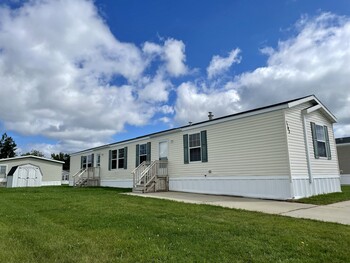 Thumbnail of mobile home