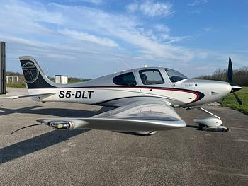 Thumbnail of aircraft