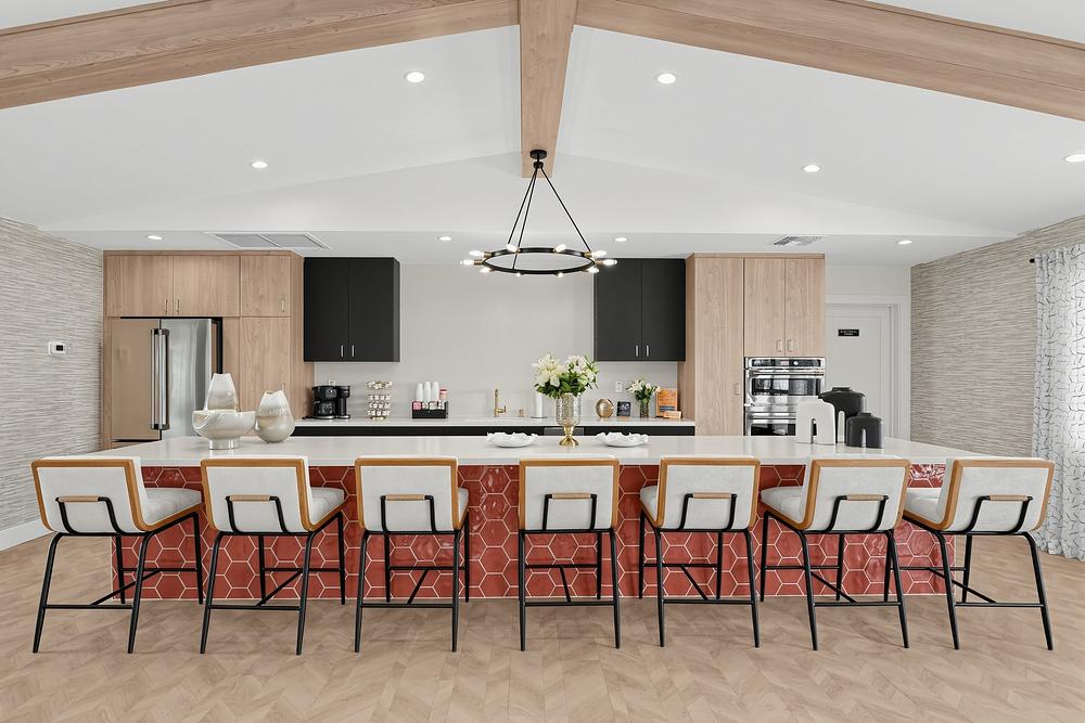 25 652 S Ellsworth Rd Dining room h 65