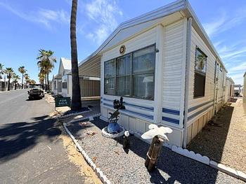 Thumbnail of mobile home