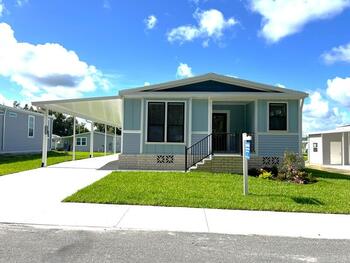 Thumbnail of mobile home