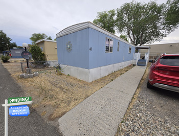 Thumbnail of mobile home