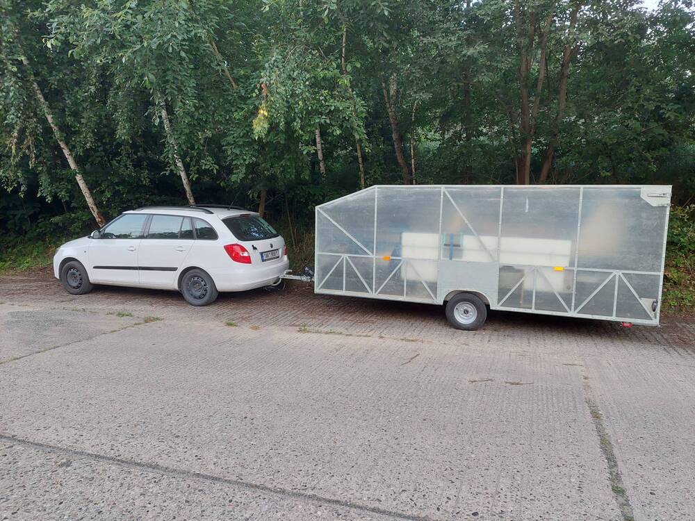 img064094667468.jpg