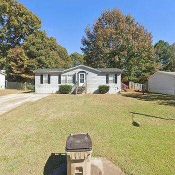 Thumbnail of mobile home