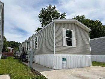 Thumbnail of mobile home
