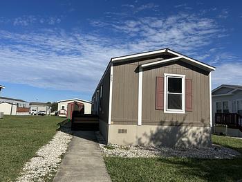 Thumbnail of mobile home