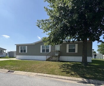 Thumbnail of mobile home