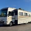 RV for Sale: 2006 Bounder 33R