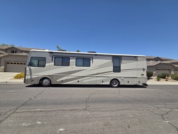 Thumbnail of RV