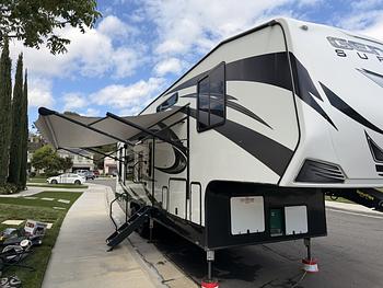 Thumbnail of RV